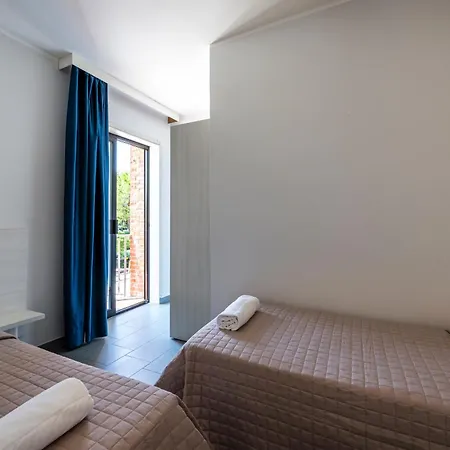 La Siesta فندق ليدو دي يسولو