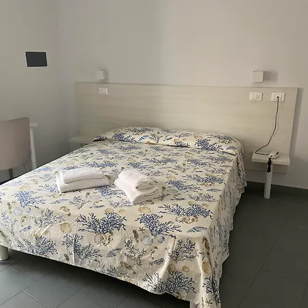 La Siesta Hotel