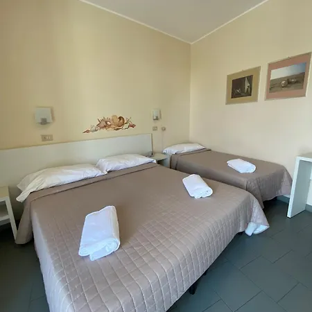 La Siesta Hotel